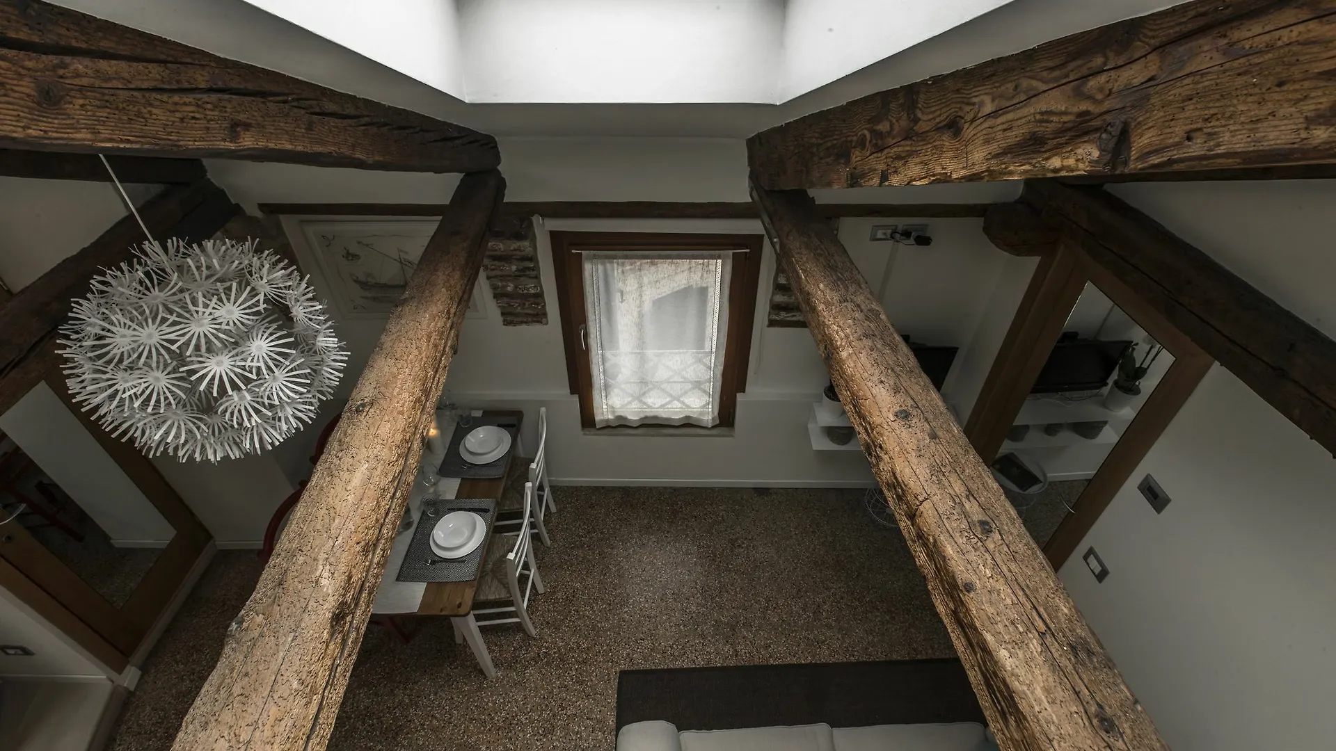 Design District Apartment R&R Venecia