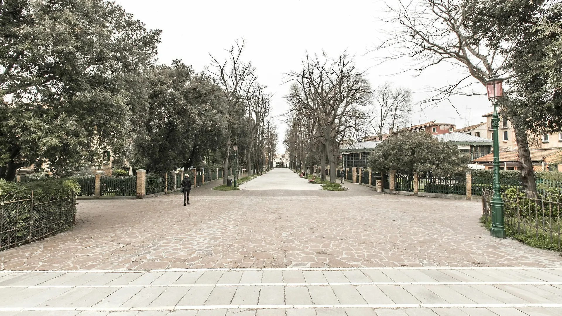 Design District Apartment R&R Venecia